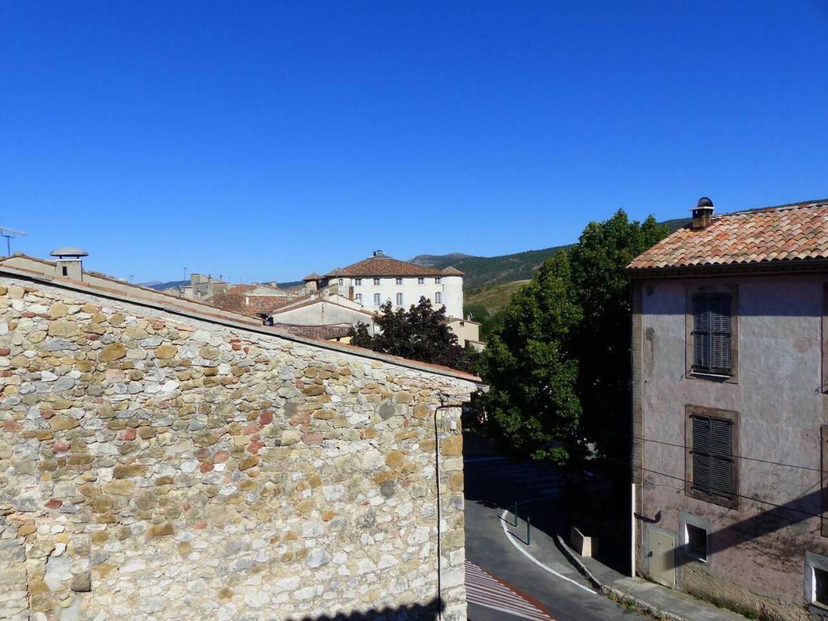 Holiday home De La Place La Palud-sur-Verdon